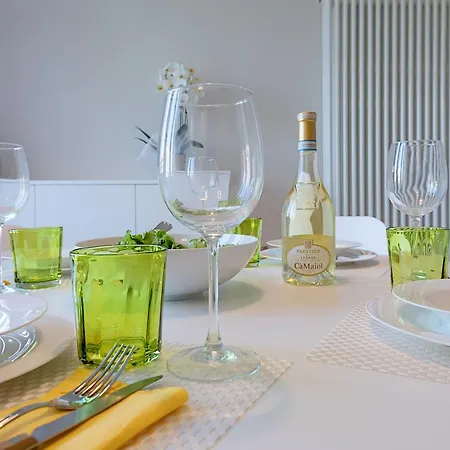 Valeria By Wonderful Italy *